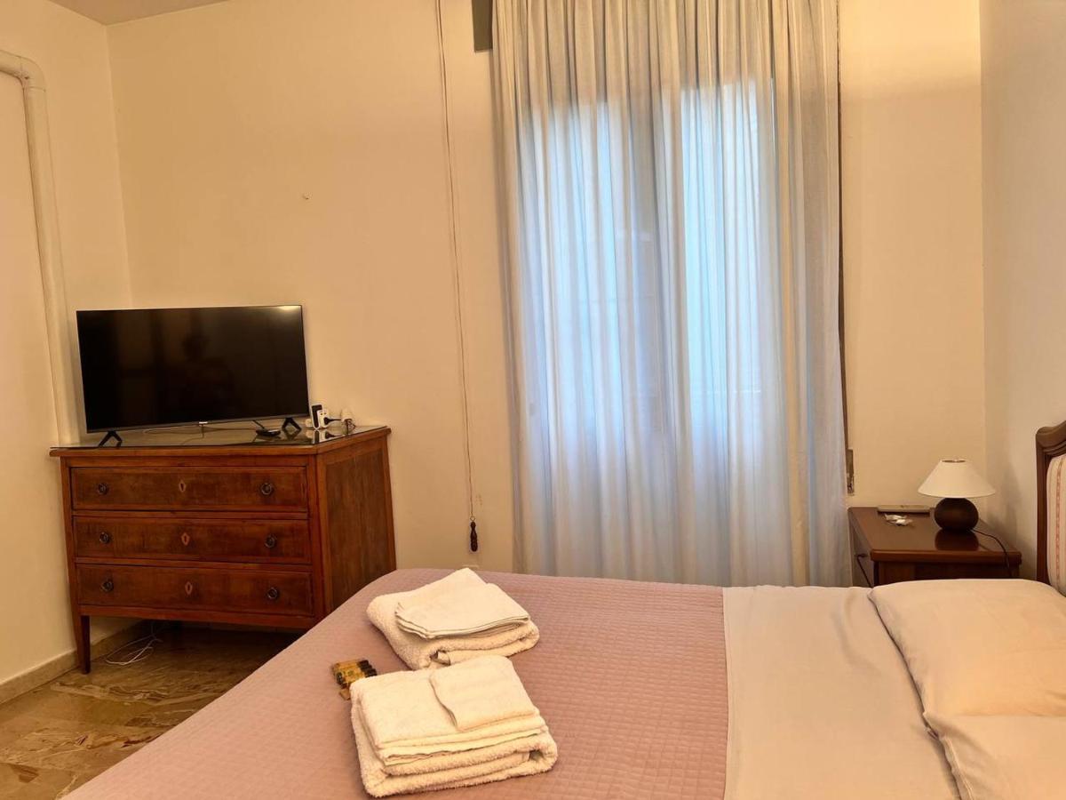 Casa Radiosa Varese Rooms Exterior photo